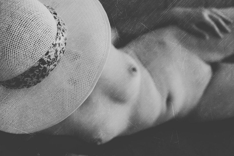 Ella by Juan Carlos Ureña