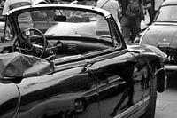 Schwarzweiß-Foto-Oldtimer