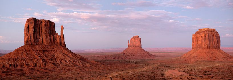 Les moufles, Monument Valley 2011. par Arno Fooy