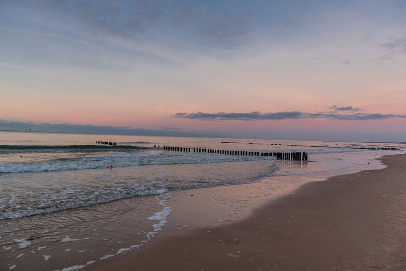 Evening walk along the beach promenade in Mielno by Oliver Hlavaty