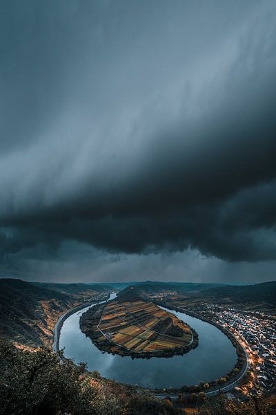 Boucle de la Moselle avec nuage d'orage et vague nuageuse, Calmont par Fotos by Jan Wehnert