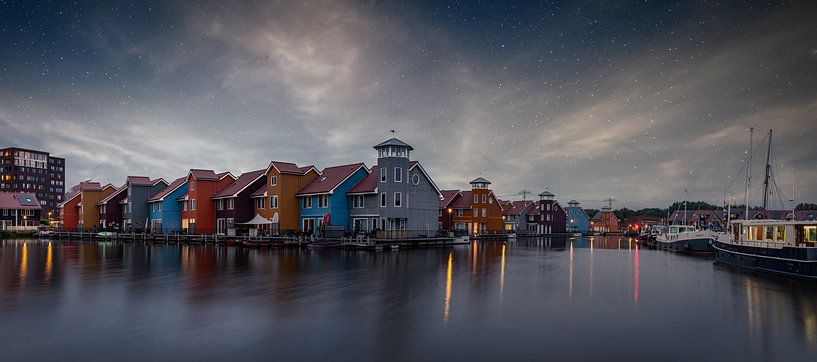 Colourful houses at Reitdiephaven by Mart Houtman