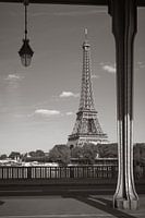 Paris, tour Eiffel en noir et blanc