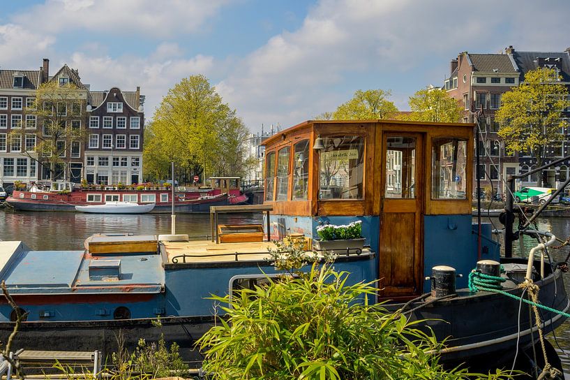 Houseboat Amstel Amsterdam by Peter Bartelings