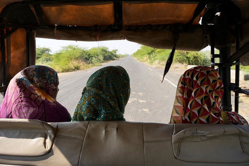Three women on the road to the unknown by Frank Photos