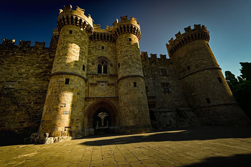 The old town of Rhodes by Theo Groote