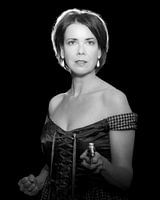 Film noir scene met beauty dish en haarlicht