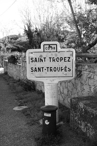 Welcome to Saint-Tropez by Tom Vandenhende