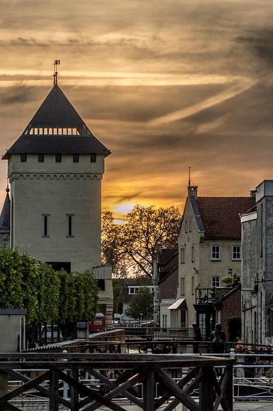 Geulpoort Valkenburg - sunset by Flachsfotografie