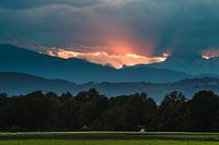 Letzte Sonnenstrahlen vor Sonnenuntergang