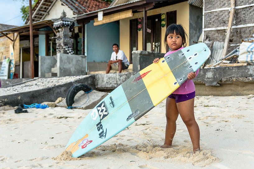 Surfmeisje par Merijn Koster