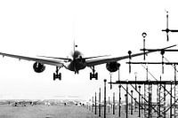 Avions et feux d'atterrissage hors de la piste