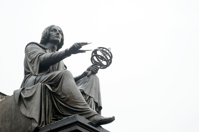 Pomnik Mikolaya Kopernika Warsaw by Richard Wareham