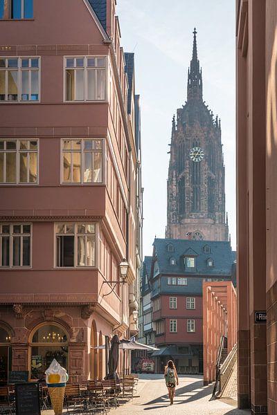 Bendergasse in der Altstadt mit Kaiserdom, Frankfurt von Christian Müringer
