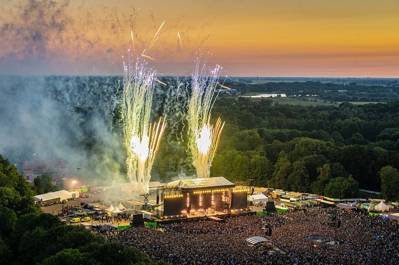 Feuerwerk - Hella Mega Tour -Green Day - Groningen von Niels Knelis Meijer