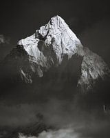 Ama Dablam (6812m) Au-dessus des nuages