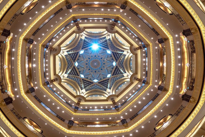 Emirates Hotel Abu Dhabi by Ko Hoogesteger