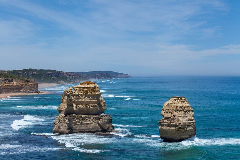 Douze apôtres au ciel bleu sur la grande route océanique de Victoria en Australie par Tjeerd Kruse