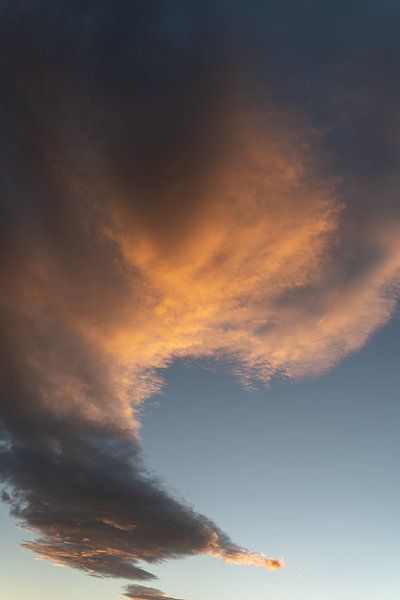 Wandel der Wolken am Abendhimmel 1 von Adriana Mueller