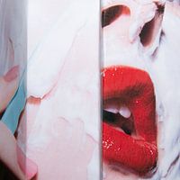 Se raser avec des lèvres rouges