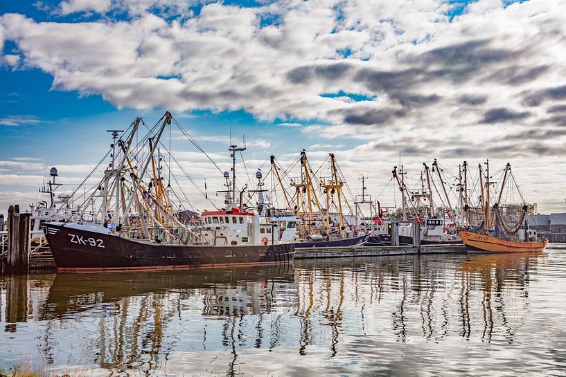 fishing boats laurel eye by anne droogsma