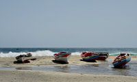 Vissersboten op het strand van  San Pedro, Sao Vicente, Kaapverdië