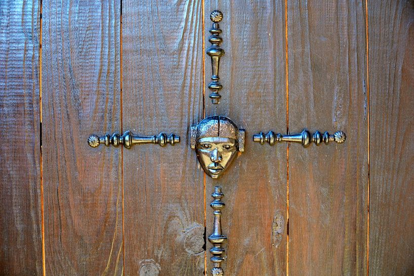 The Art of Ironwork in St-Cirq-Lapopie by Frank Photos