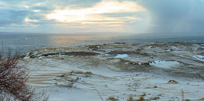Sandy dunes during winte time by Yevgen Belich