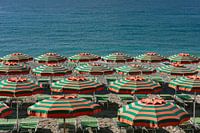 Coloured parasols in Cinque Terre Monterosso | Photoprint Italy travel photography