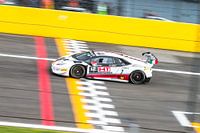 Lamborghini Huracan GT3 drives across the finish line