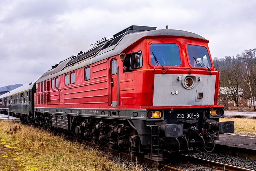 Le train spécial &quot;Winterblitz&amp;quot ; peu avant l'entrée à Schmalkalden - Thuringe - Allemagne par Oliver Hlavaty