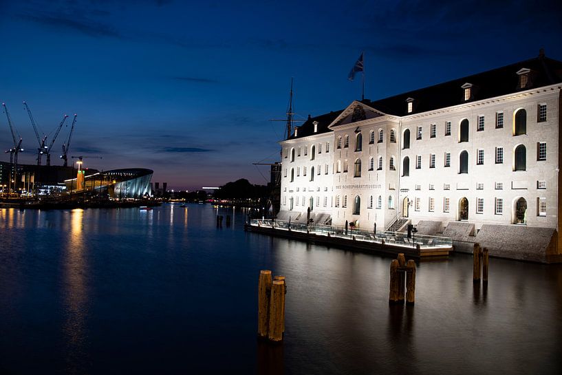 Schifffahrtsmuseum in der Sommernacht von Michael Ter horst