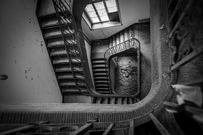 abwärts von Thomas Riess