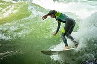 Surfen op de Eisbachwelle in München
