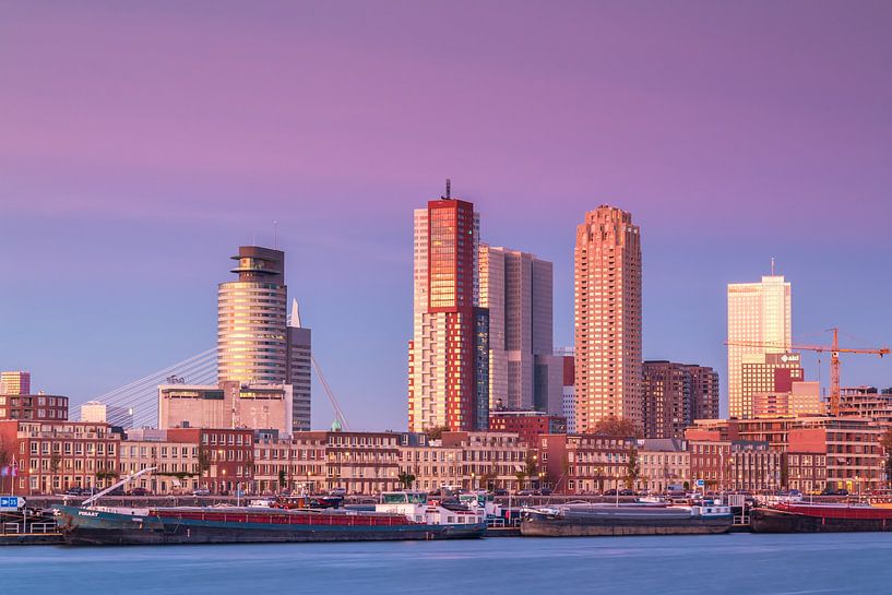 Maashaven in the blue hour by Ilya Korzelius