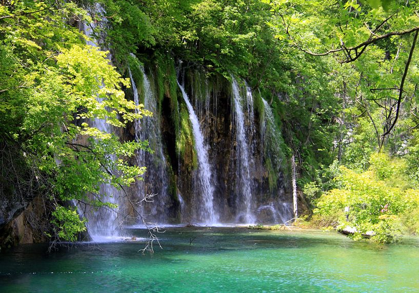 Wasserfälle im Nationalpark Plitvicer Seen, Kroatien by Renate Knapp